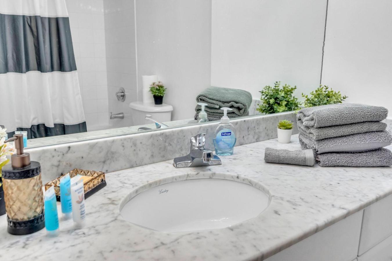 *Luxurious Highrise 2Brcondo Brickell- Waterviews* ไมอามี ภายนอก รูปภาพ