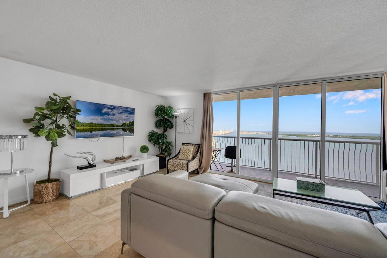 *Luxurious Highrise 2Brcondo Brickell- Waterviews* ไมอามี ภายนอก รูปภาพ